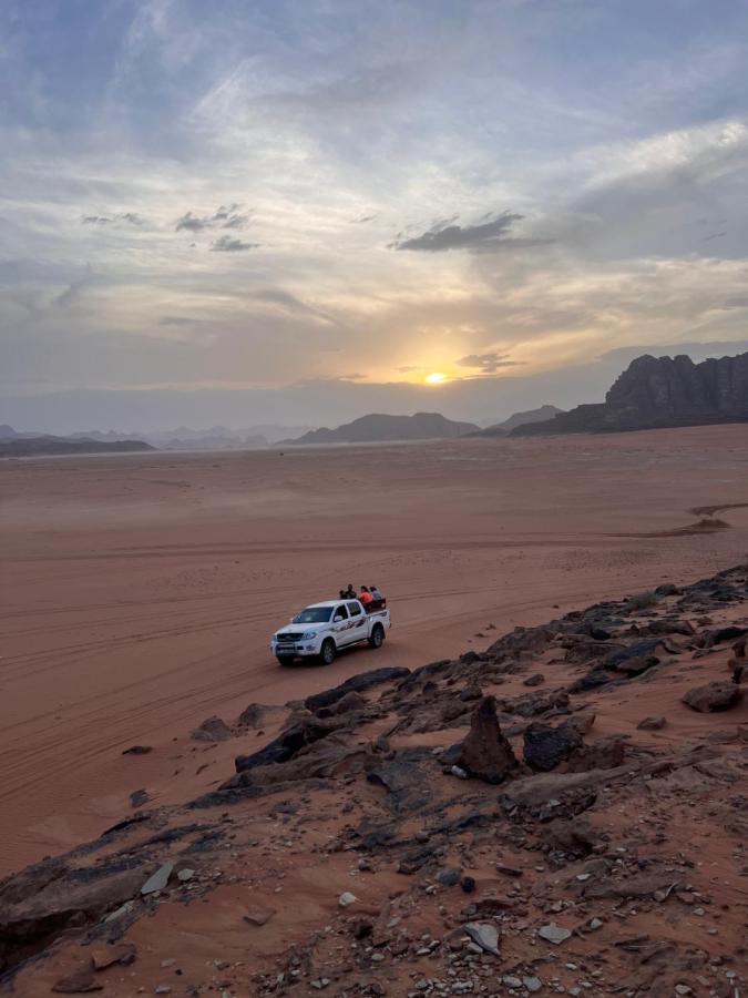 Raja Camp Hotel Wadi Rum Luaran gambar